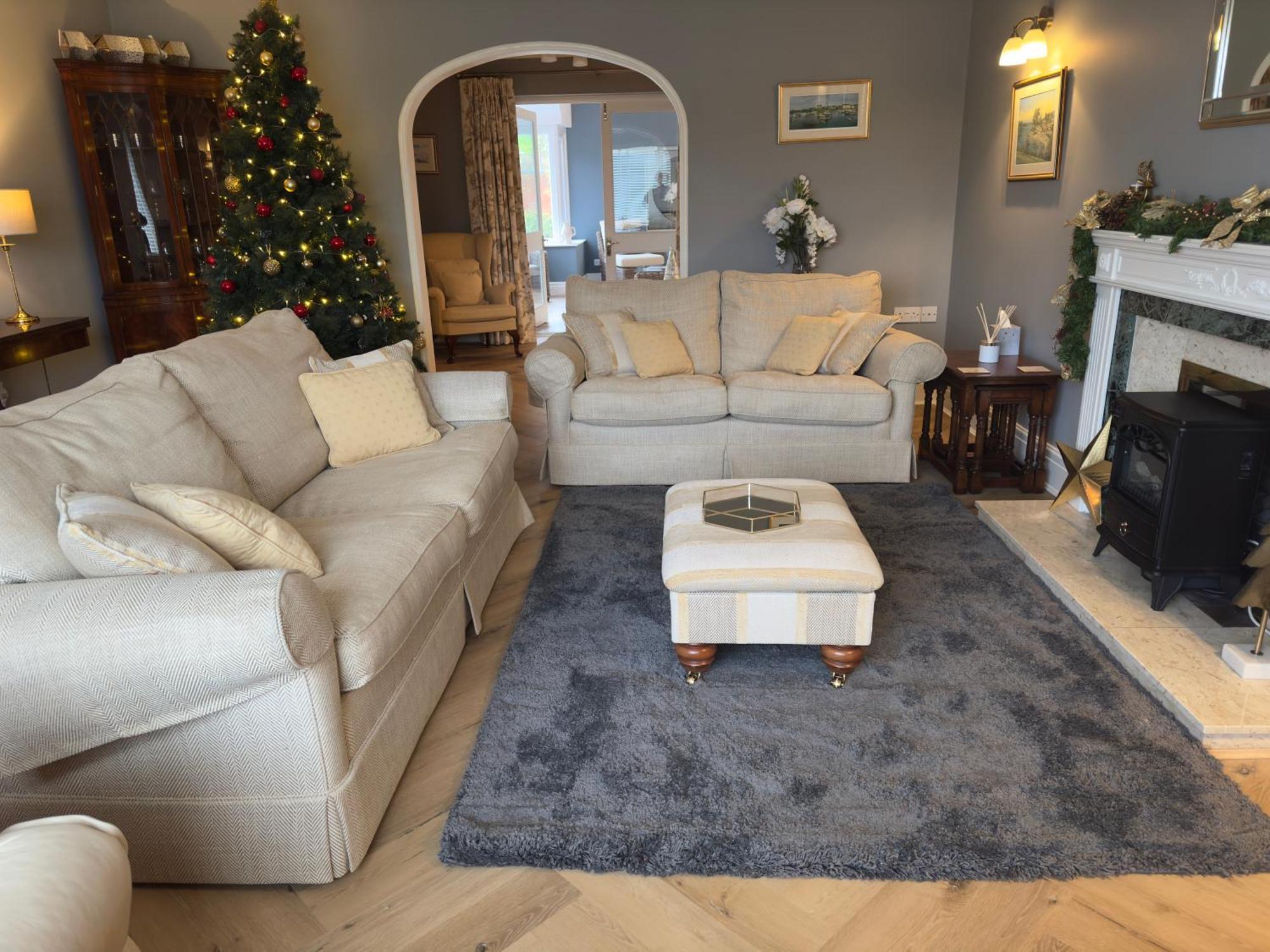 Vast, Elegant Home With Indoor Pool & Sauna Near Popular Golf Course Kington  Zewnętrze zdjęcie