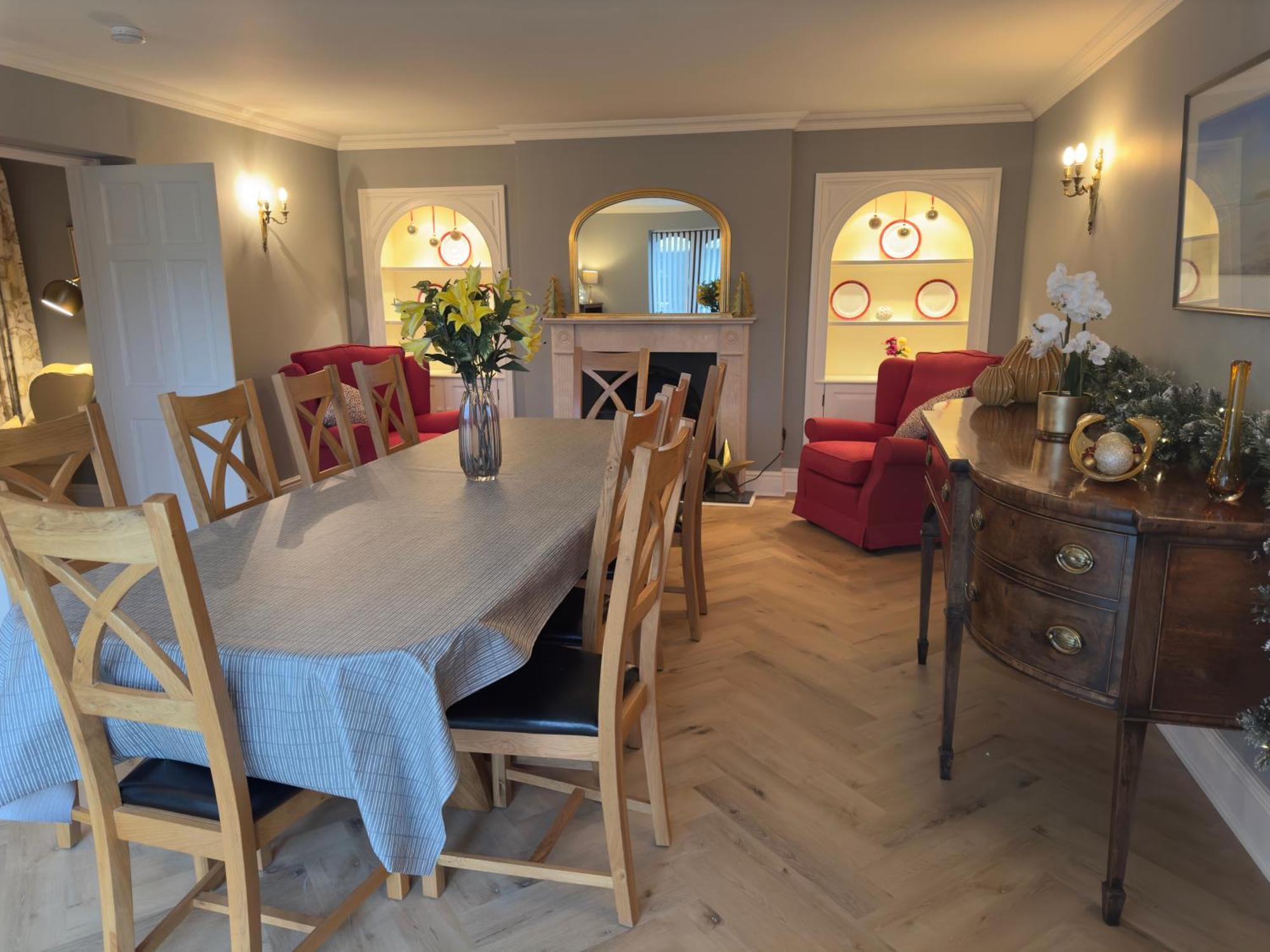 Vast, Elegant Home With Indoor Pool & Sauna Near Popular Golf Course Kington  Zewnętrze zdjęcie